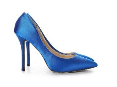 Beyaz arkaplanda zarif mavi topuklar