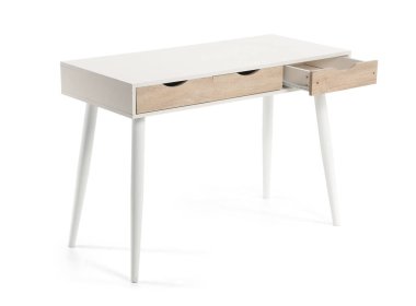 Beyaz arkaplanda çekmeceleri olan şık bir tablo