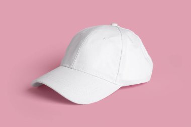 Pembe arkaplanda boş beyaz başlık