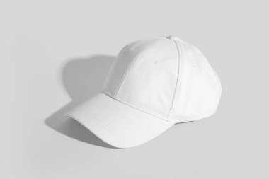 Gri arkaplanda boş beyaz başlık