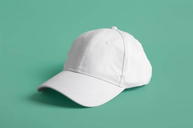 Turkuaz arkaplanda boş beyaz başlık