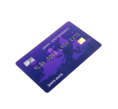 Beyaz arka planda uçan mor kredi kartı