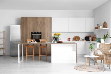 Mutfak iç büyük modern buzdolabı