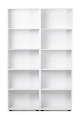 Beyaz arkaplanda boş raf birimi