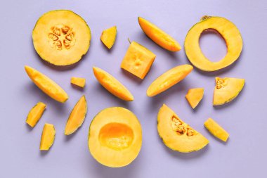 Leylak arkaplanda tatlı kavun parçaları