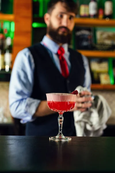 Vackert Glas Med Fräsch Cocktail — Stockfoto