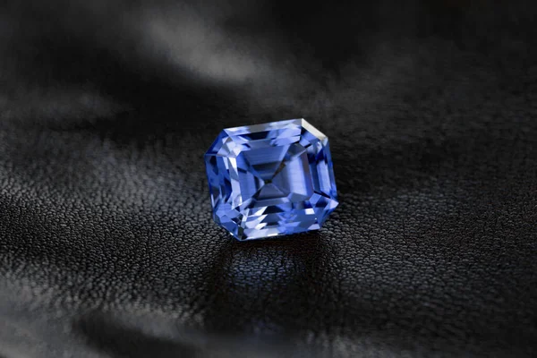 Μπλε Ζαφείρι Τζέμστοουν Πολύτιμη Πέτρα — Φωτογραφία Αρχείου