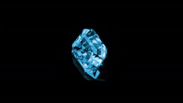 Blauwe Diamant Zwarte Achtergrond — Stockvideo