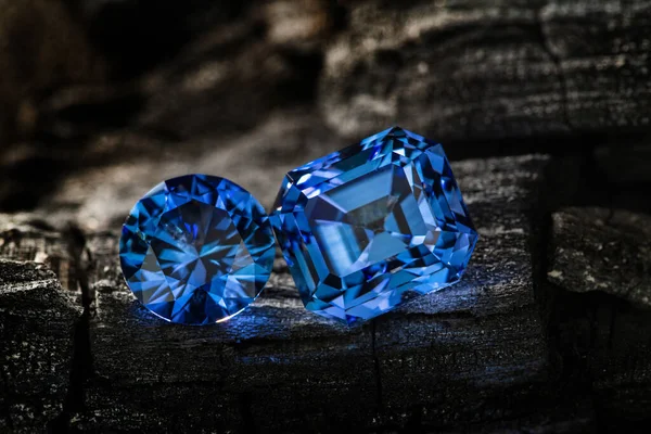 Precious Blue Sapphire Gemstone — Stock Photo, Image