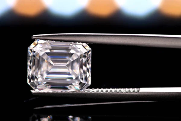 Duże Karaty Diamond Biżuteria Pęseta — Zdjęcie stockowe