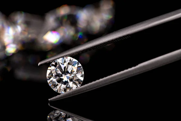 Diamant Runden Schliff Auf Schwarzem Hintergrund — Stockfoto