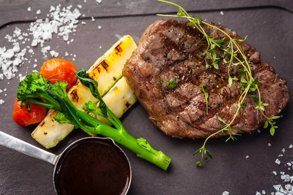Fekete Angus New York Steak Márványból Készült Bélszín Uruguayból Ízletes — Stock Fotó