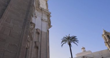 Cadiz Santa Cruz Katedrali dış görünüş dış görünüşü ile Clea Sky Pan