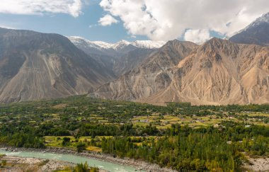 Pakistan Hunza 'da sonbahar sezonu