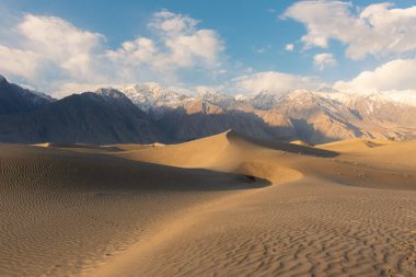Pakistan 'da Katpana Kum Çölü