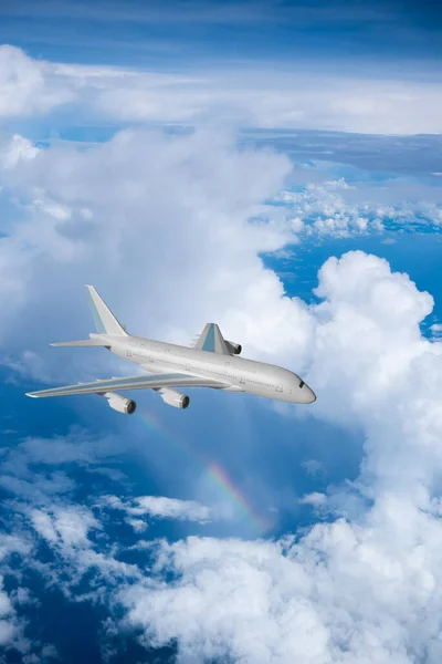 Αεροπλάνο Στον Ουρανό Πάνω Από Μοντέν — Φωτογραφία Αρχείου