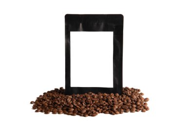 Kahve çekirdeği siyah paket, özel logonuz için boş yer var.