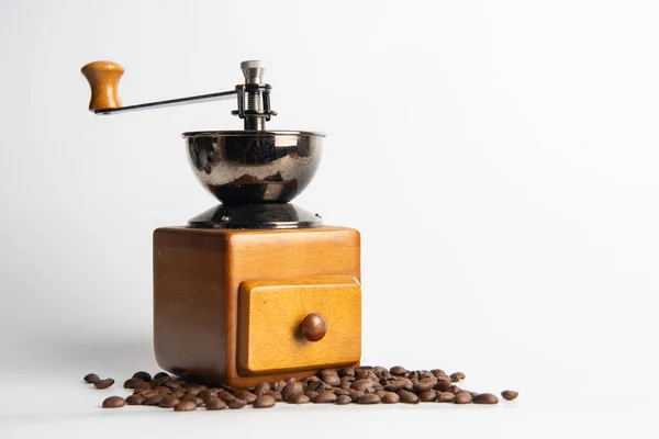 Ξύλινη Μηχανή Μύλος Καφέ Φόντο Κόκκων Καφέ — Φωτογραφία Αρχείου