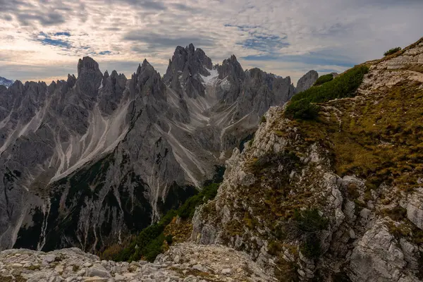 Cadini di Misurina - Tre Cime Trail Routh, Dolomite, İtalya.