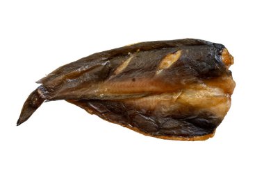 Güneşte kurutulmuş yılan başlı balıklar beyaz üzerinde izole edilir.