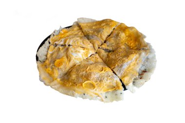 Vietnam yemeğinin fotoğrafı, beyaz arka planda pizza vietnam, 45 Mp yüksek çözünürlüklü kamera ile çekildi..