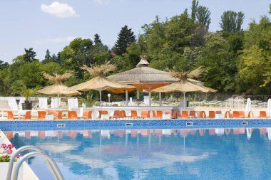 Yüzme havuzlu sahili seyret, St.St. Konstantin ve Helena, Varna, Bulgaristan.