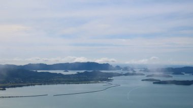 Bulutlarda manzara, Aralıkta langkawi Malaysia