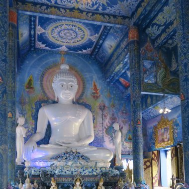 Kuzey Tayland, Asya 'daki Chiang Rai' deki Mavi Tapınak 'ta güzel sanatlar.