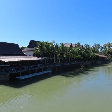Kamboçya 'daki Kho Khon adasında, Mekong Nehri' ndeki 3000 adanın bir parçası.