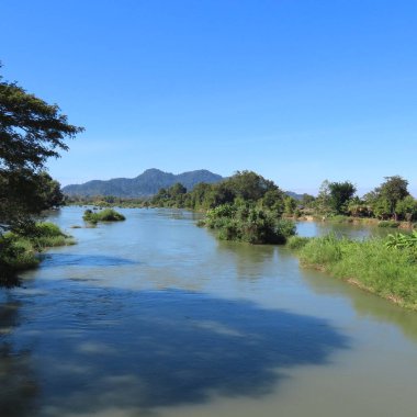 Kamboçya 'daki Kho Khon adasında, Mekong Nehri' ndeki 3000 adanın bir parçası.