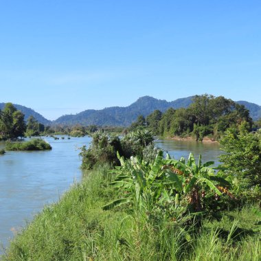 Kamboçya 'daki Kho Khon adasında, Mekong Nehri' ndeki 3000 adanın bir parçası.