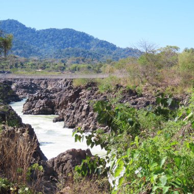 Kamboçya 'daki Kho Khon adasında, Mekong Nehri' ndeki 3000 adanın bir parçası.