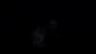 Üç ince ve küçük duman patlaması - 60 fps, 4K Pro Res