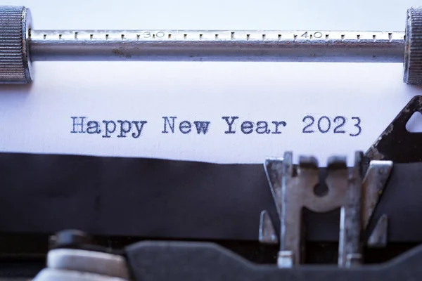 Psací Stroj Textem Napsaným Šťastný Nový Rok 2023 — Stock fotografie