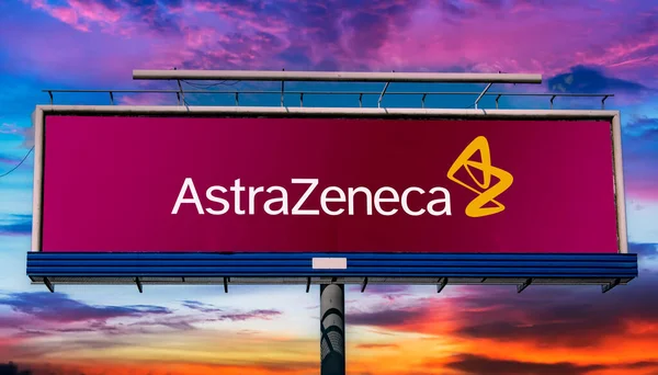 Poznan Pol Oct 2022 Anúncio Cartaz Exibindo Logotipo Astrazeneca Uma — Fotografia de Stock