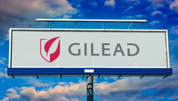 Poznan Pol Oct 2022 Cartelera Publicitaria Que Muestra Logotipo Gilead — Foto de Stock
