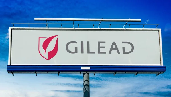 Poznan Pol Oct 2022 Anúncio Cartaz Exibindo Logotipo Gilead Sciences — Fotografia de Stock