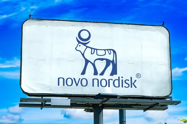 Poznan Pol Oct 2022 Reklama Billboard Logo Novo Nordisk Międzynarodowej — Zdjęcie stockowe