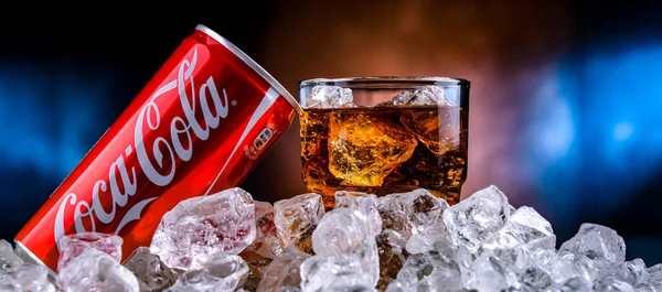 Poznan Pol November 2022 Dose Coca Cola Ein Kohlensäurehaltiges Erfrischungsgetränk — Stockfoto