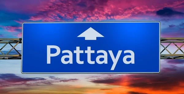 Road Sign Indicating Direction City Pattaya — Stock Photo, Image