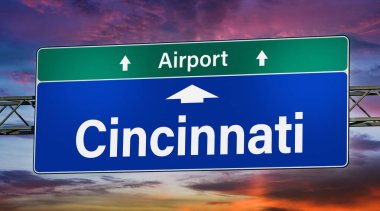 Road sign indicating direction to the city of Cincinnati.