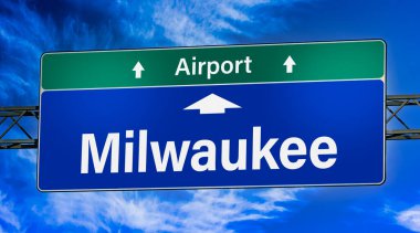 Yol işareti Los Milwaukee şehrine giden yolu gösteriyor..