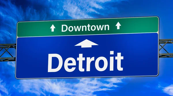 Road Sign Indicating Direction City Detroit — Stock Photo, Image