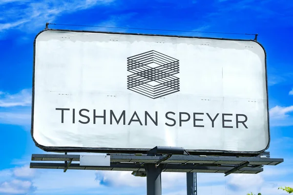 Poznan Pol Feb 2023 Advertisement Billboard Displaying Logo Tishman Speyer — Foto Stock