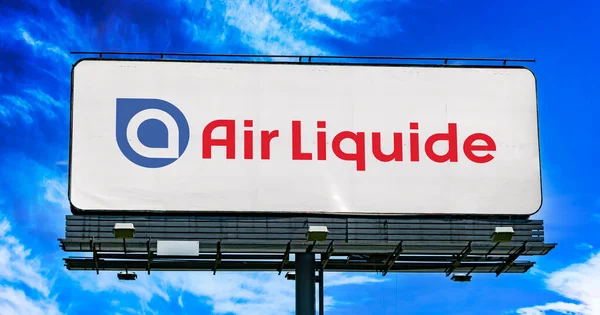 Познан Пол 2023 Рекламный Щит Логотипом Air Liquide Компании Поставляющей — стоковое фото