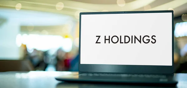 Poznan Pol Jun 2022 Laptop Computer Displaying Logo Holdings Holding — стоковое фото