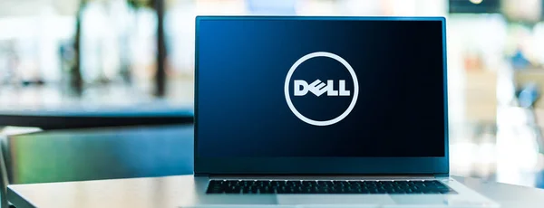 Познан Пол Sep 2020 Ноутбук Компьютер Логотипом Dell Американской Многонациональной — стоковое фото