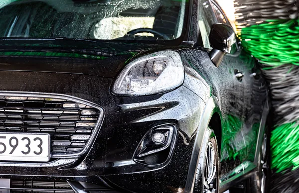 Motorcar Automatic Car Wash — Stock Photo, Image
