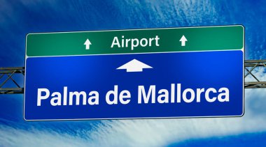 Palma de Mallorca şehrine giden yolu gösteren tabela..