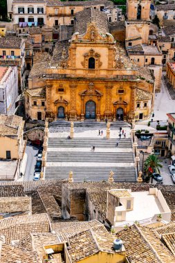 İtalya, Sicilya 'nın güneyindeki Val di Noto' da Modica 'nın mimarisi